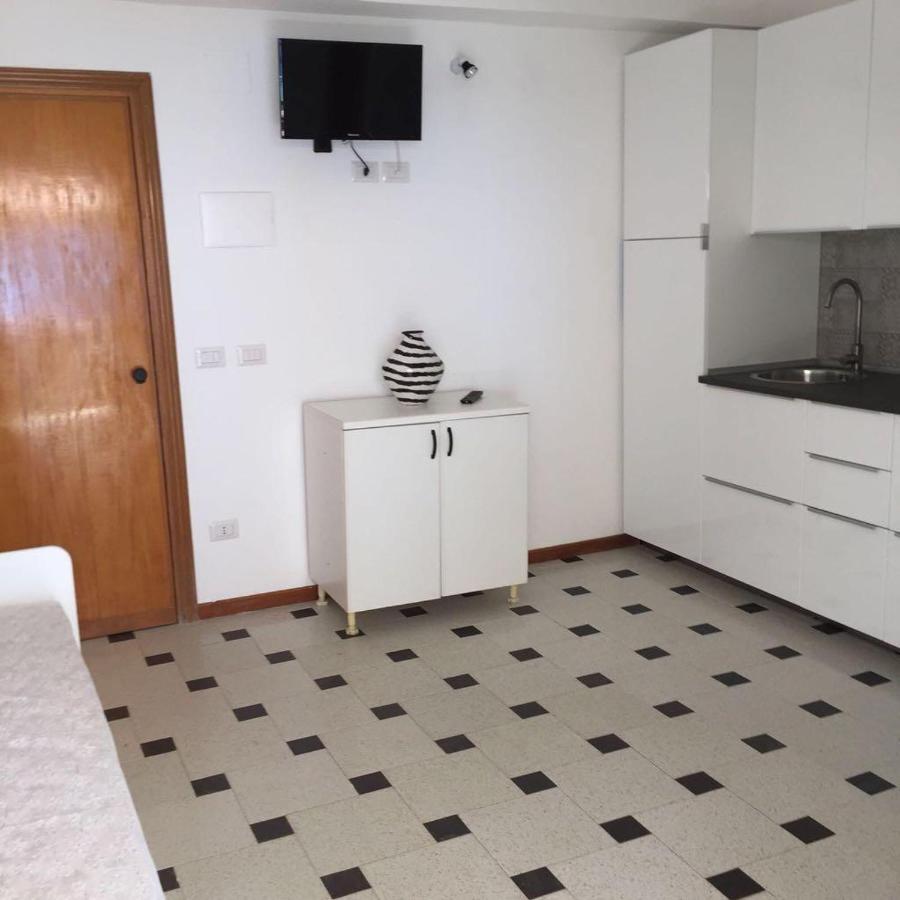 Le Zagare Apartments Sant'Alessio Siculo Exterior photo